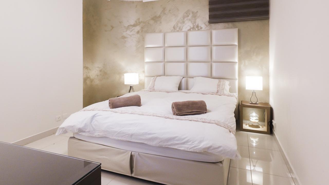 Luxury Suite By The Pool Eilat Buitenkant foto
