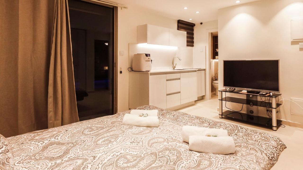 Luxury Suite By The Pool Eilat Buitenkant foto